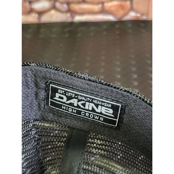 Dakine Classic Paradise Trucker- Black Tropidelic - Picture 6 of 9